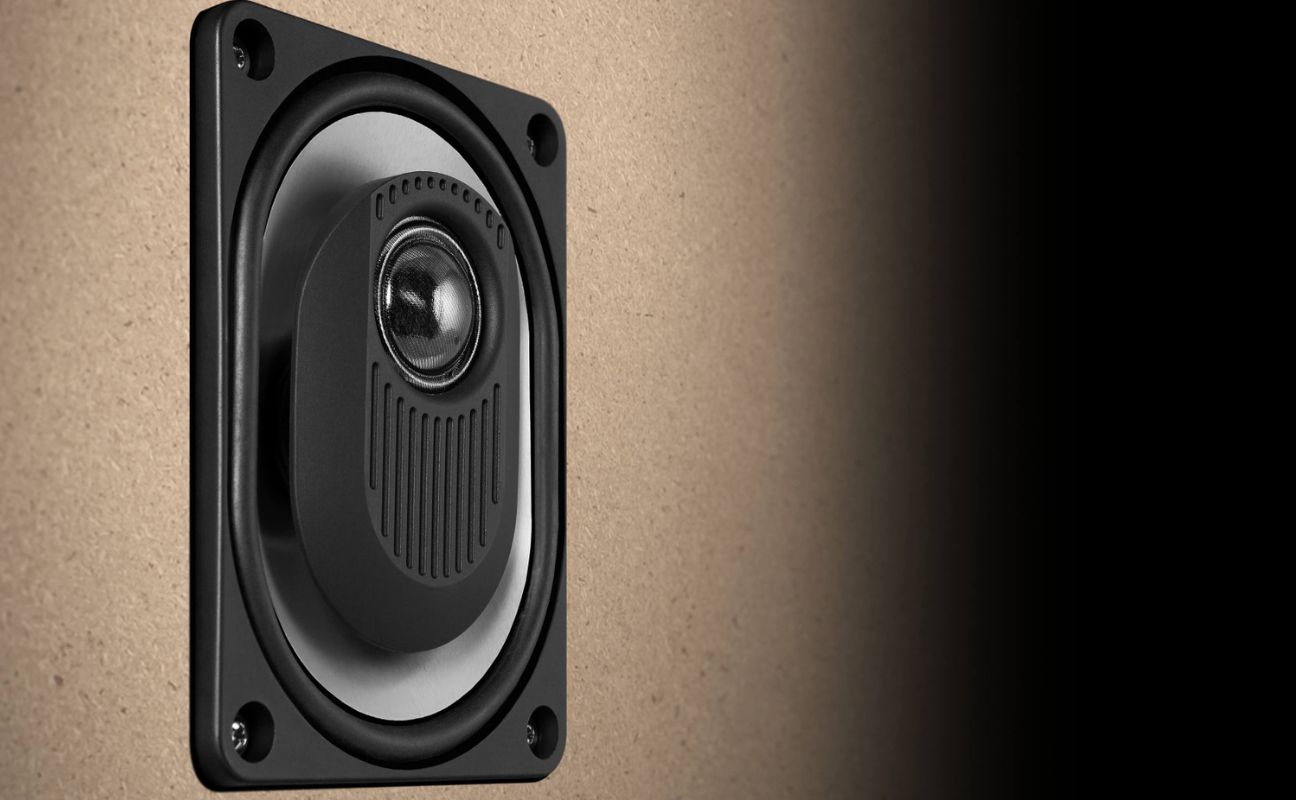 Soundsystem verstärkt durch ELAC.